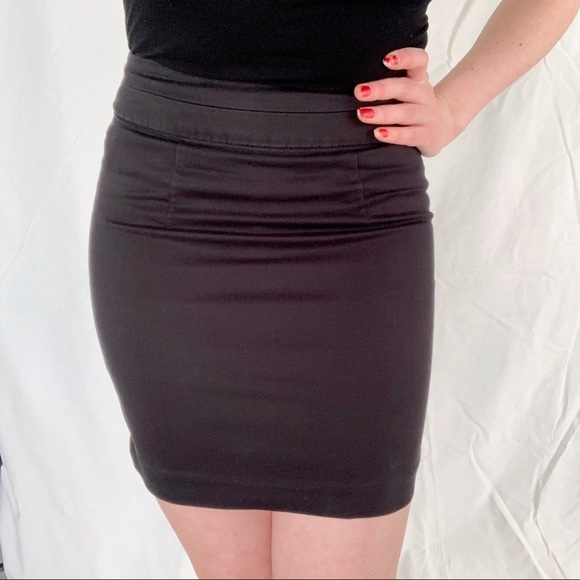 H&M Y2K black mini pencil skirt classic college clubbing party festival summer - Picture 2 of 4